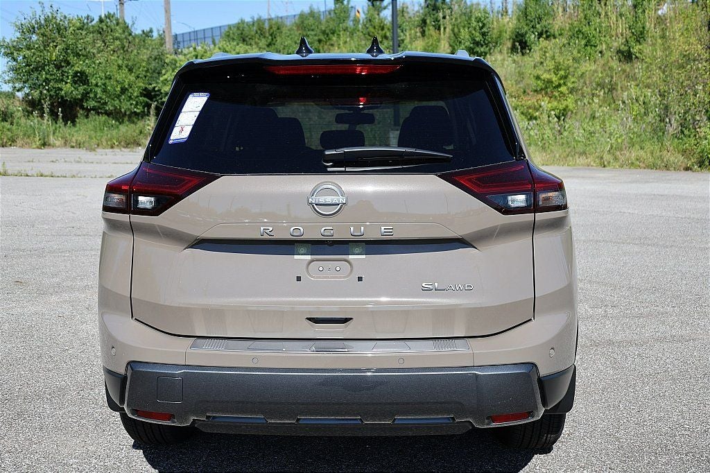 2025 Nissan Rogue SL