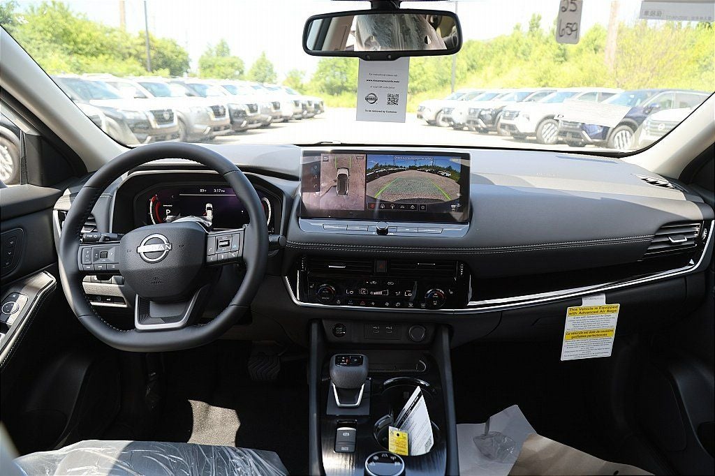 2025 Nissan Rogue SL