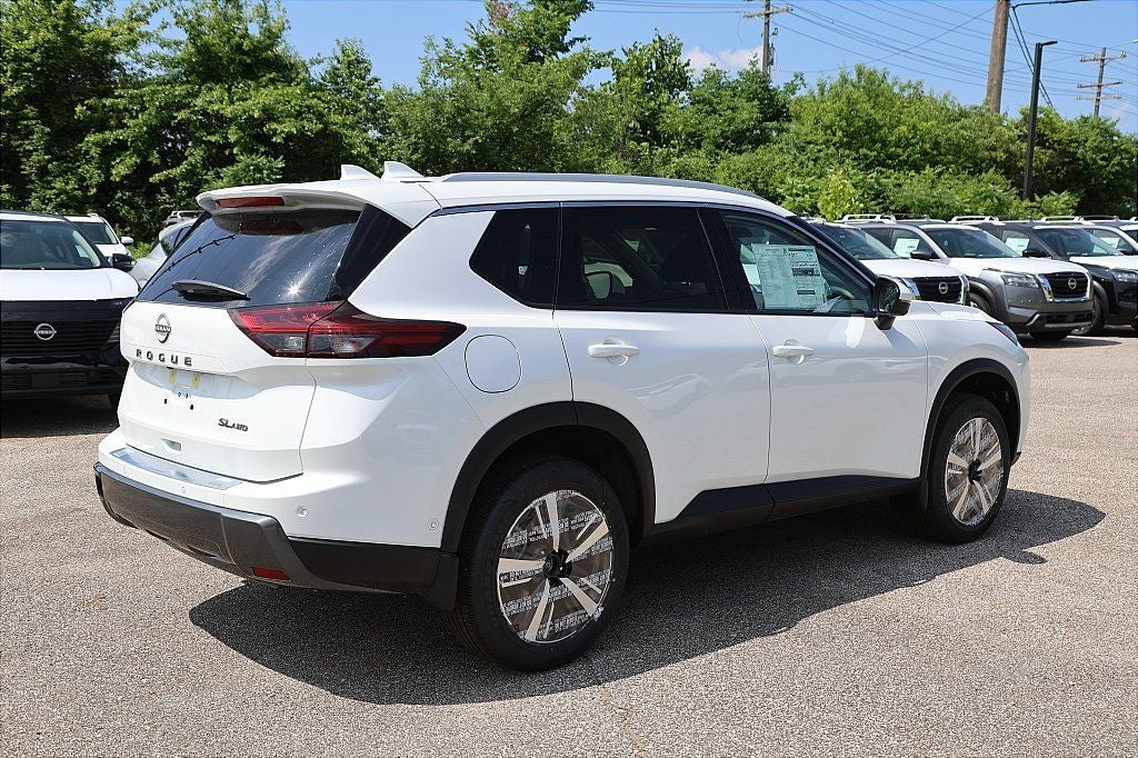 2025 Nissan Rogue SL