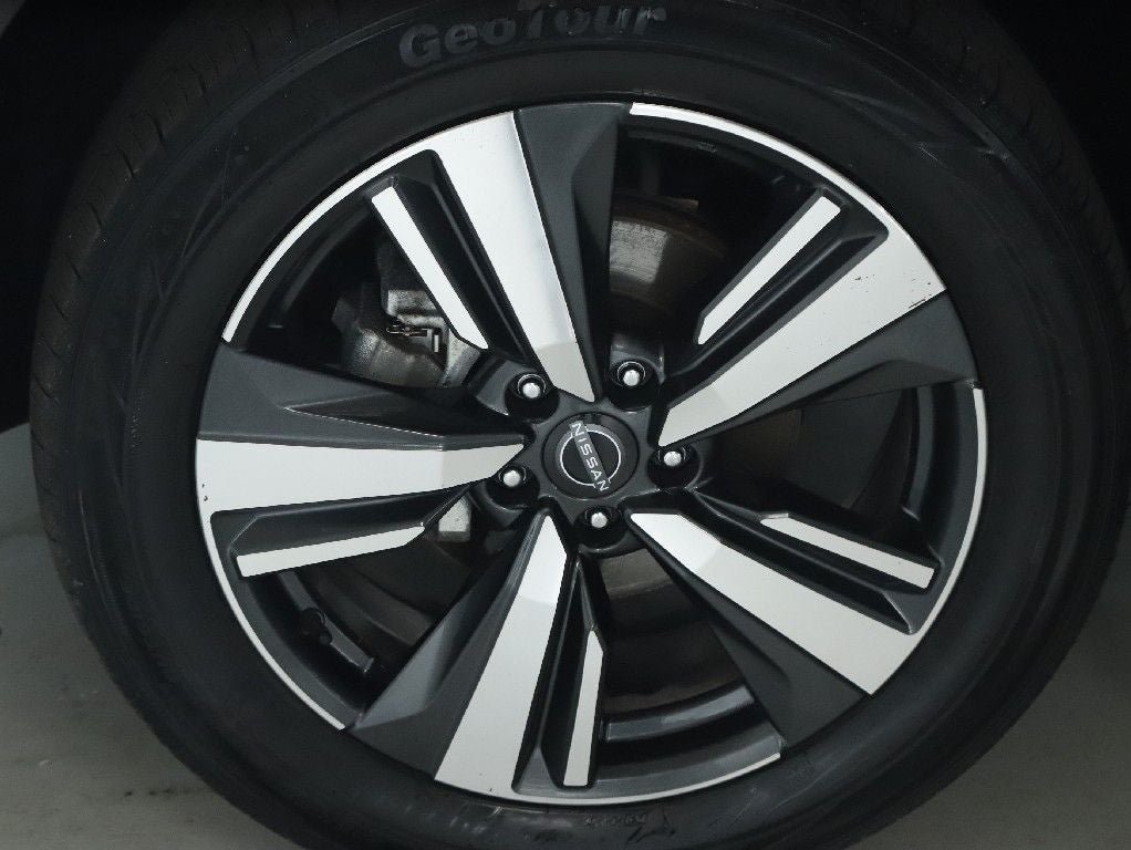 2023 Nissan Rogue Platinum AWD