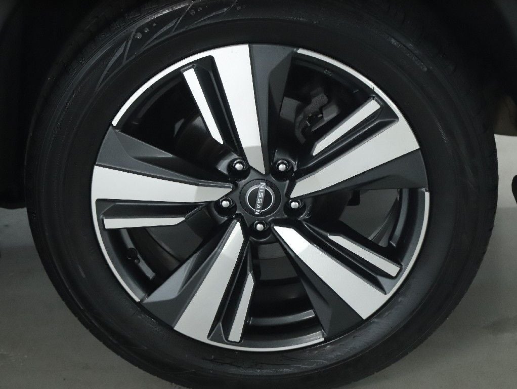 2023 Nissan Rogue Platinum AWD