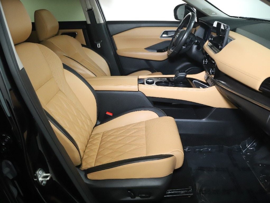 2023 Nissan Rogue Platinum AWD
