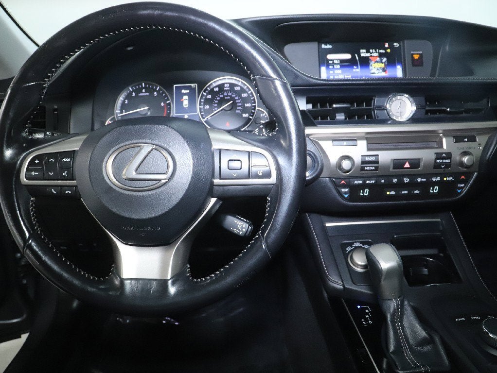 2016 Lexus ES 350