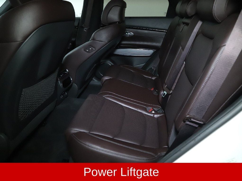 2022 Genesis GV70 2.5T Advanced Package AWD