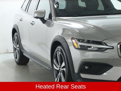 2025 Volvo V60 Cross Country B5 Plus AWD