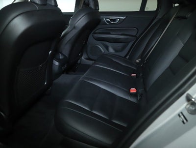 2025 Volvo V60 Cross Country B5 Plus AWD