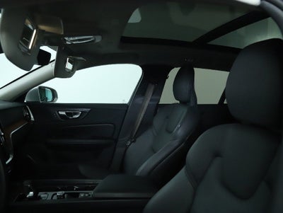 2025 Volvo V60 Cross Country B5 Plus AWD