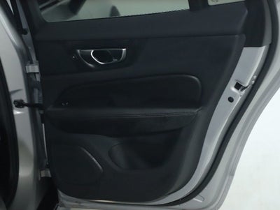 2025 Volvo V60 Cross Country B5 Plus AWD