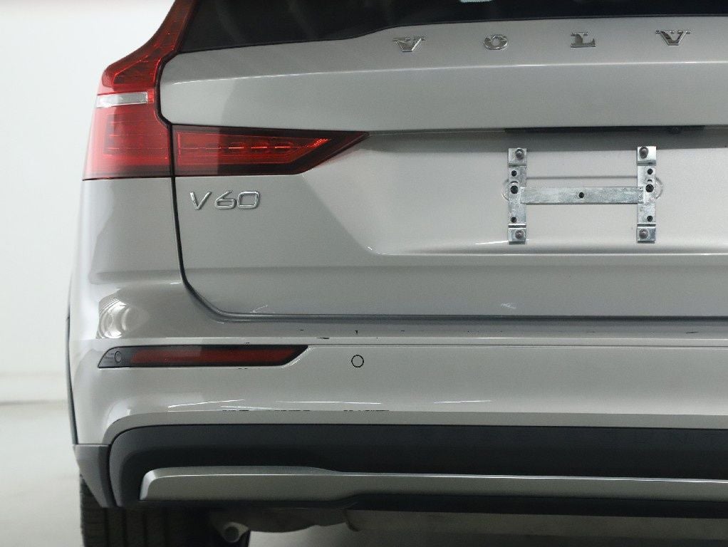 2025 Volvo V60 Cross Country B5 Plus AWD