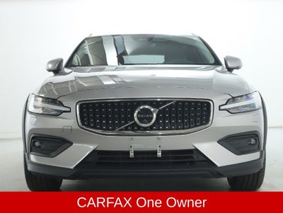 2025 Volvo V60 Cross Country B5 Plus AWD