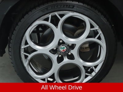 2024 Alfa Romeo Tonale Ti Hybrid AWD