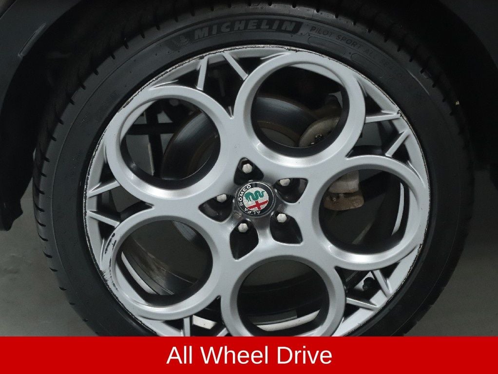 2024 Alfa Romeo Tonale Ti Hybrid AWD