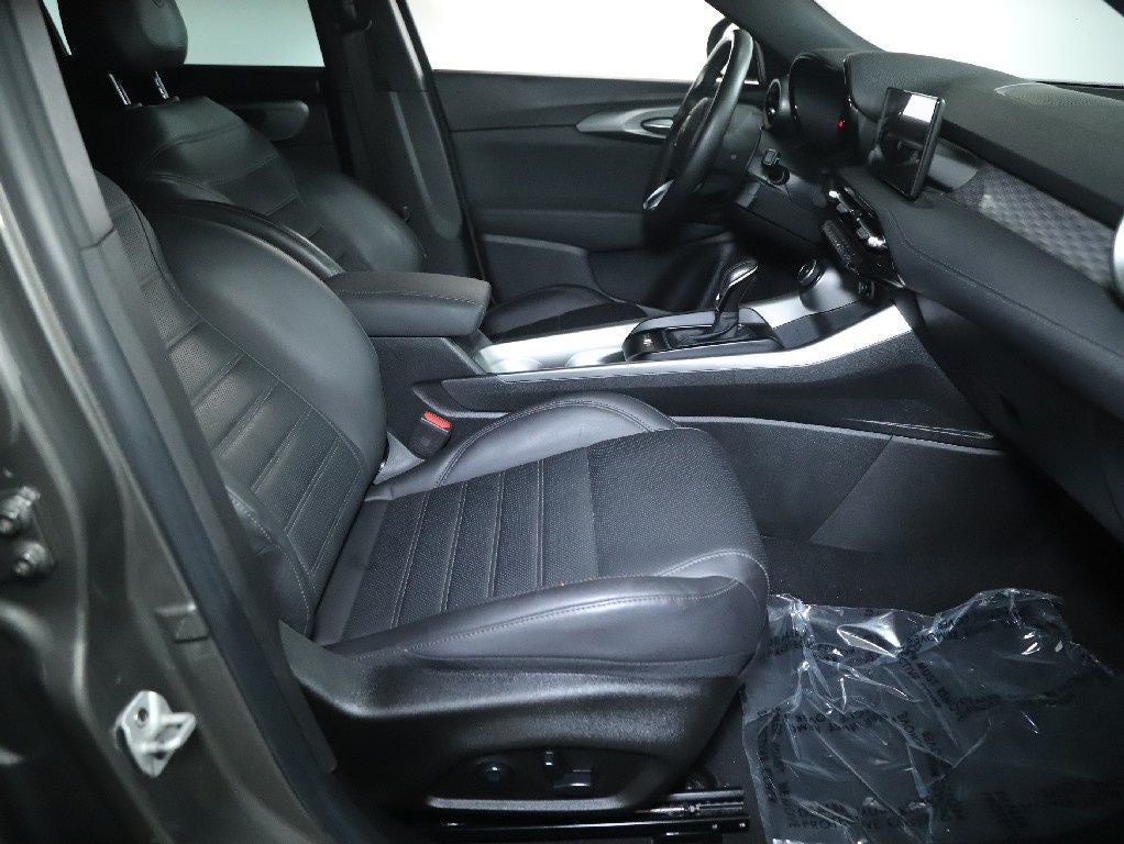 2024 Alfa Romeo Tonale Ti Hybrid AWD