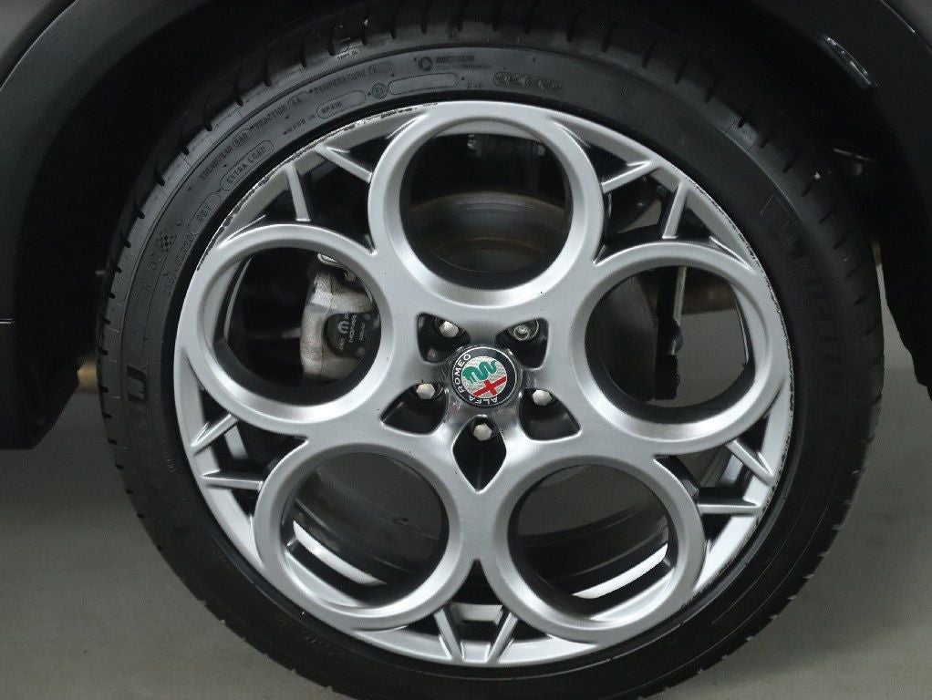2024 Alfa Romeo Tonale Ti Hybrid AWD